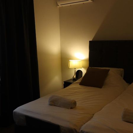 Room Stella Suite Тилбург Екстериор снимка